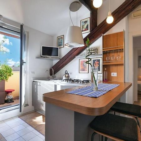 Primopiano - Battaglia B Apartment Милано Екстериор снимка