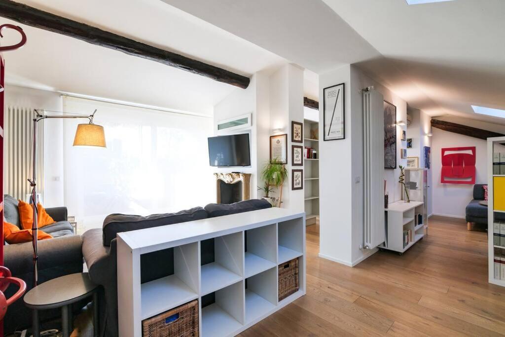 Primopiano - Battaglia B Apartment Милано Екстериор снимка
